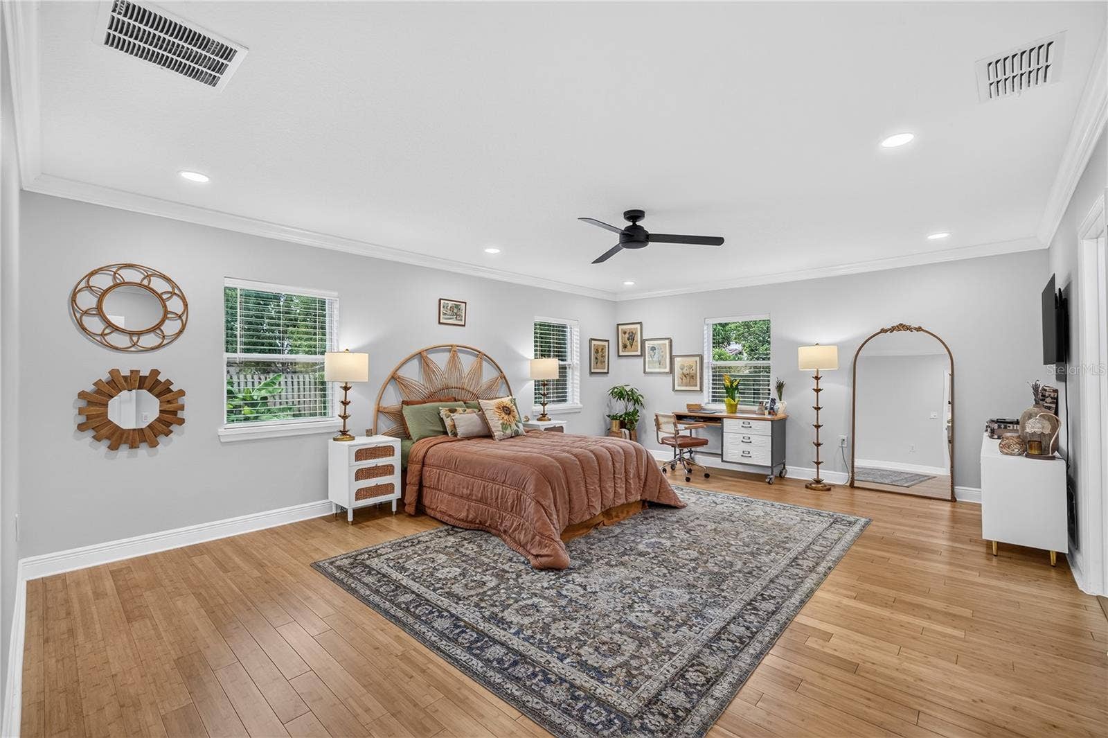 2028 ILLINOIS STREET, Orlando, FL 32803