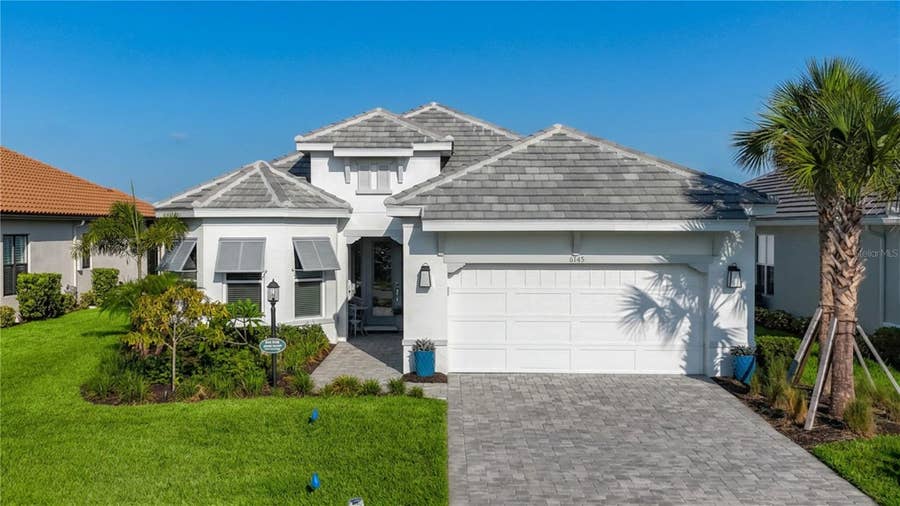 Property photo for 6145 GRANDVIEW HILL COURT, Bradenton, FL