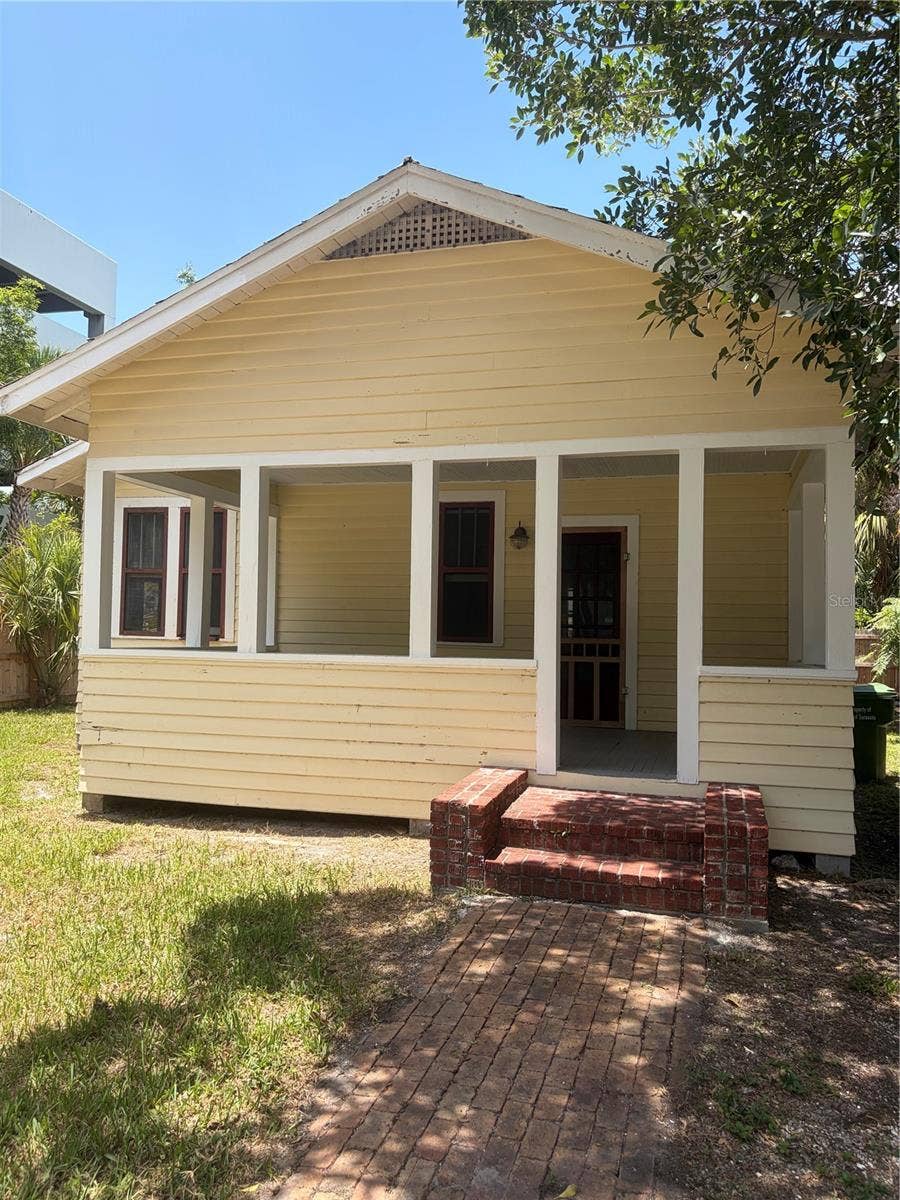 1555 7TH STREET, Sarasota, FL 34236 1555 7TH STREET, Sarasota, FL 34236