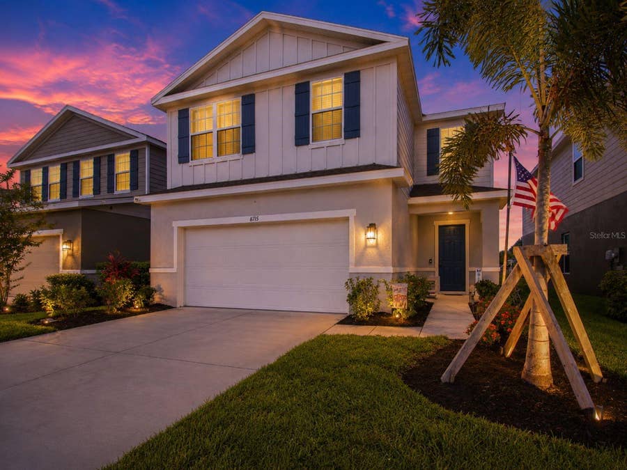 Property photo for 8715 SUNSHOWER PLACE, Parrish, FL