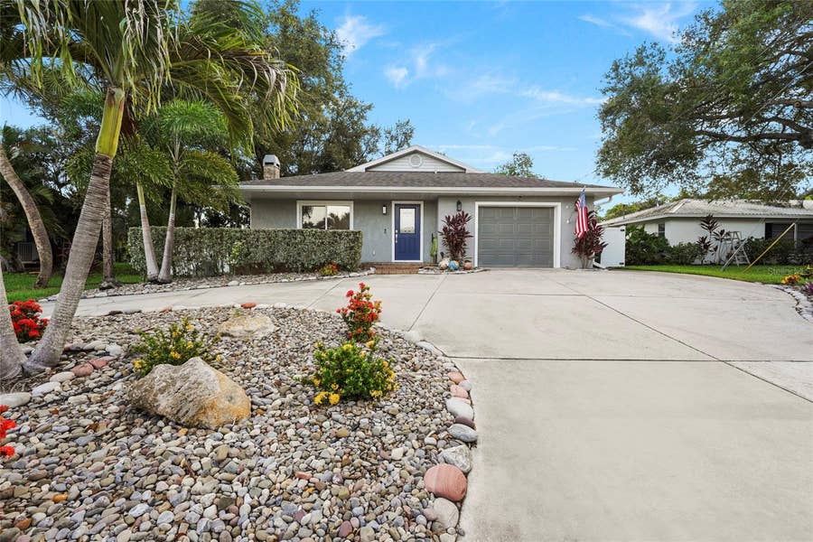 Property photo for 2129 LINWOOD DRIVE, Sarasota, FL