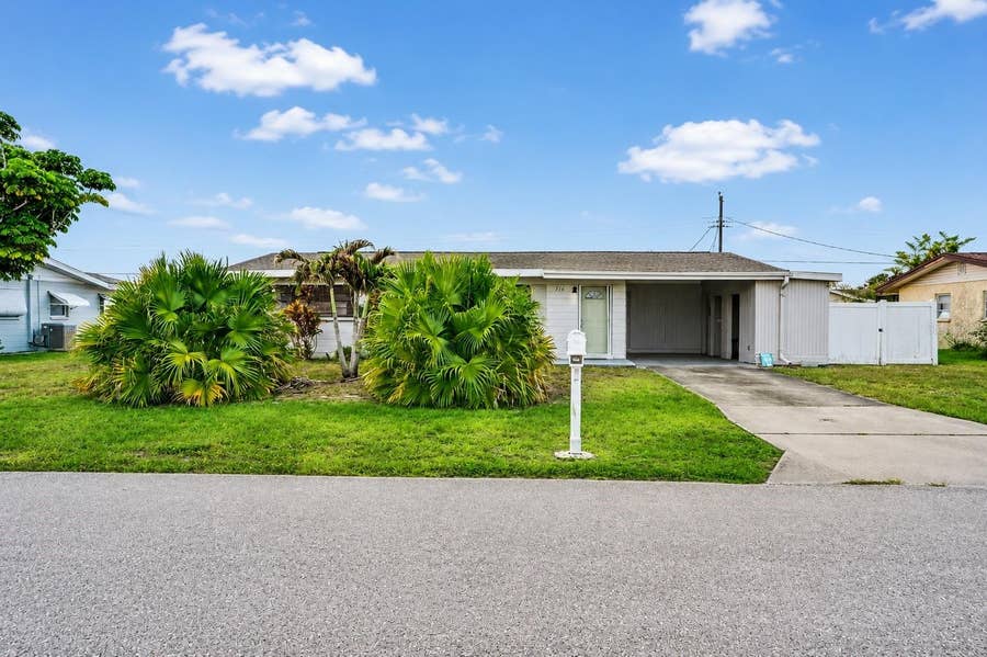 Property photo for Venice, FL