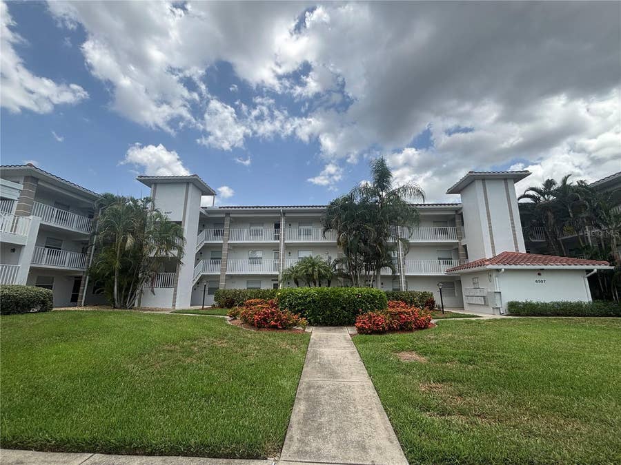 Property photo for 6507 STONE RIVER ROAD, #105, Bradenton, FL