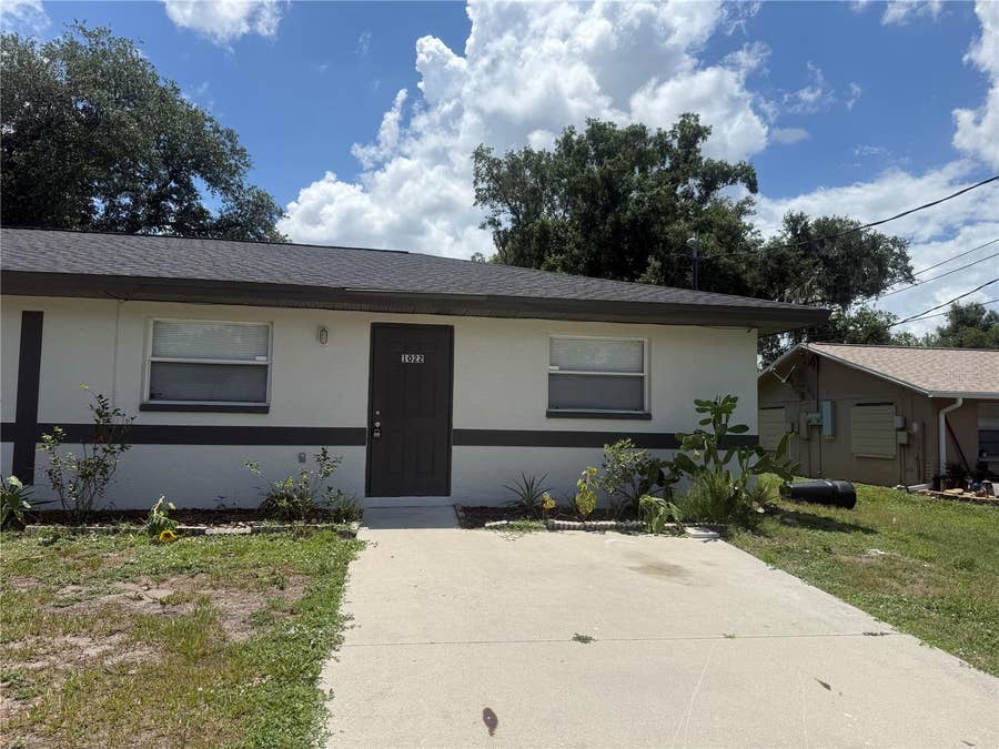Property photo for Bradenton, FL