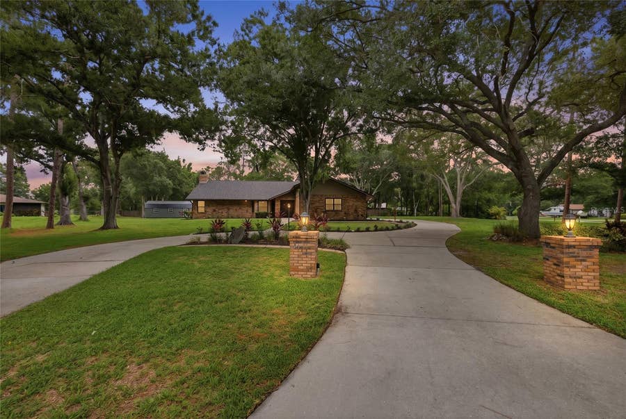 Property photo for 10616 FOREST RUN DRIVE, Bradenton, FL