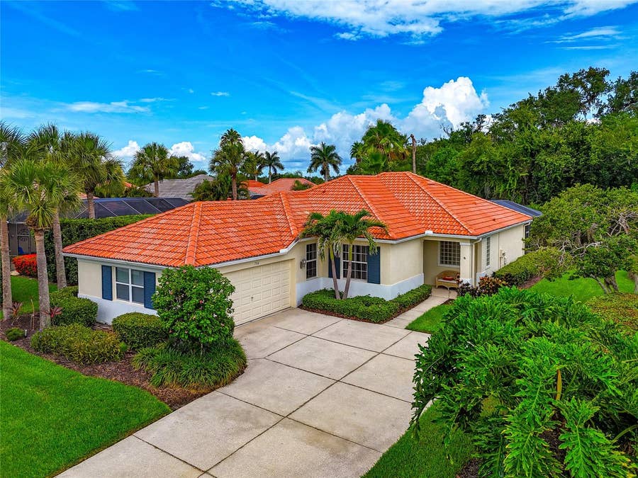 Property photo for 706 MISTY POND COURT, Bradenton, FL