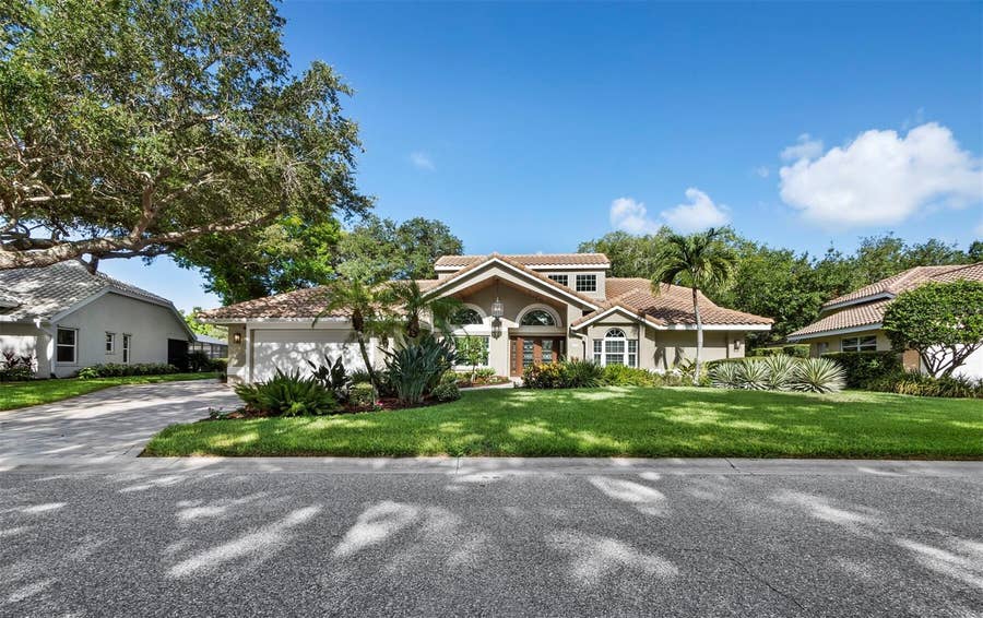Property photo for 8314 CYPRESS HOLLOW DRIVE, Sarasota, FL