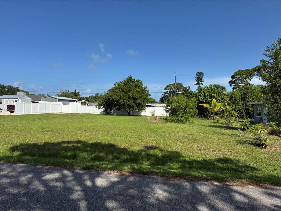 Property photo for CUMBERLAND ROAD, Venice, FL