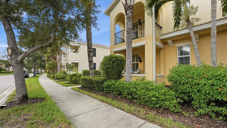 Property photo for 1585 DORGALI DRIVE, Sarasota, FL