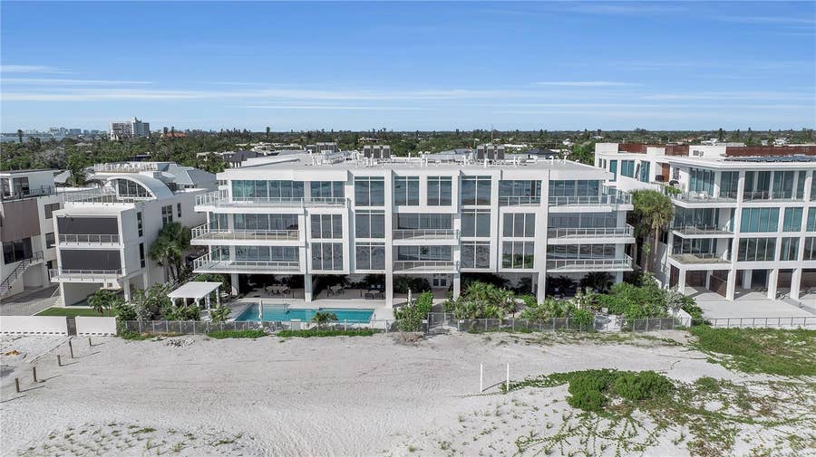 Property photo for 70 AVENIDA VENECCIA, #202, Sarasota, FL