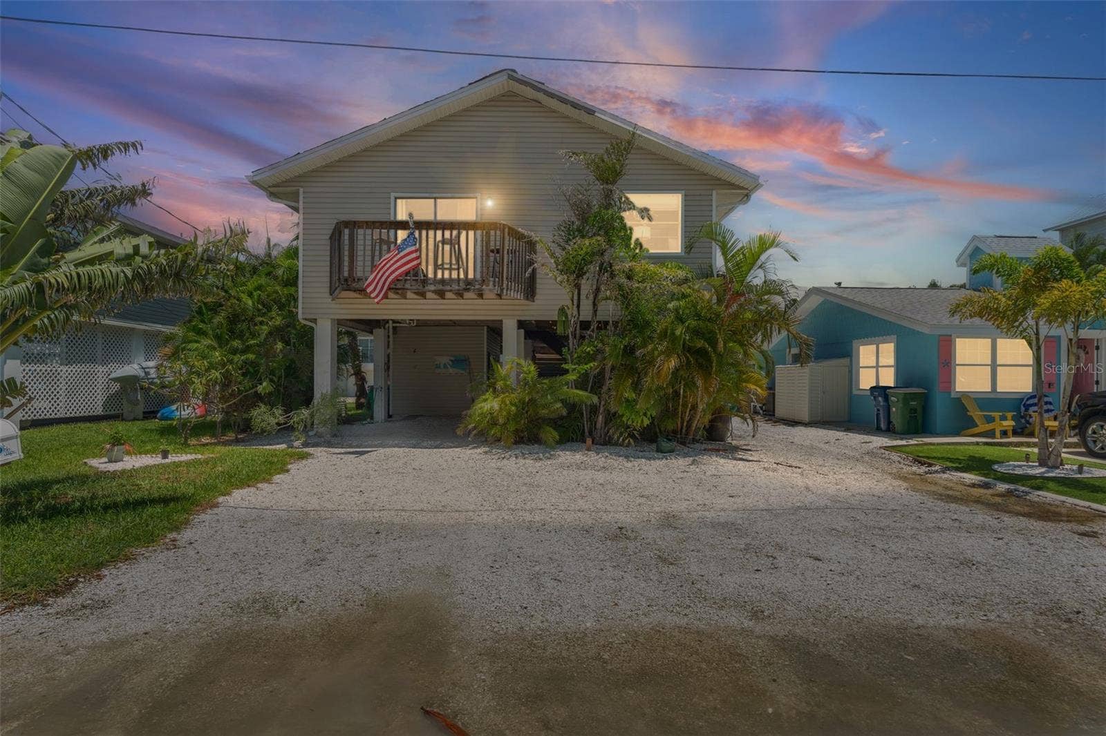 2517 AVENUE C, Bradenton Beach, FL 34217 2517 AVENUE C, Bradenton Beach, FL 34217