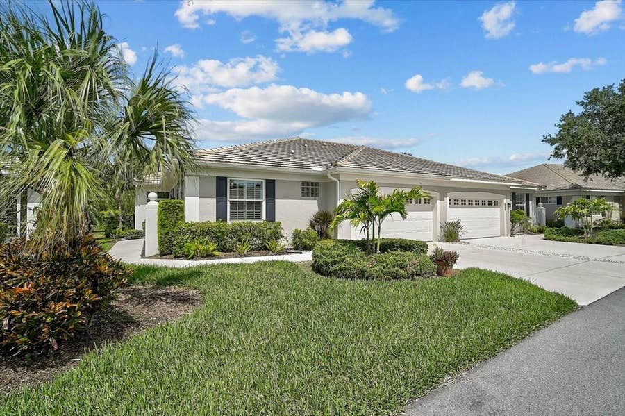 Property photo for 1631 MONARCH DRIVE, #1631, Venice, FL