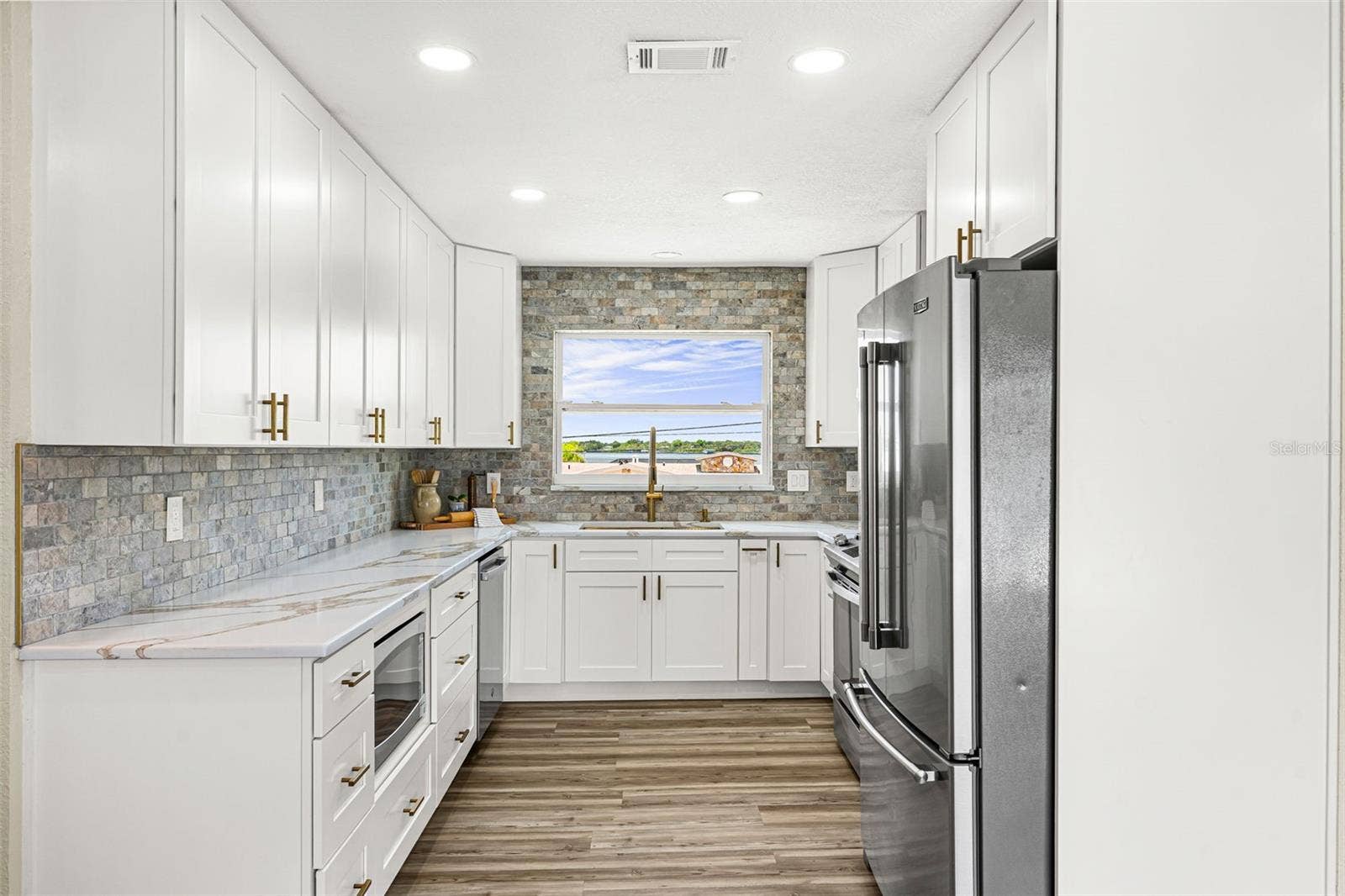 5404 BAY STATE ROAD, Palmetto, FL 34221 5404 BAY STATE ROAD, Palmetto, FL 34221