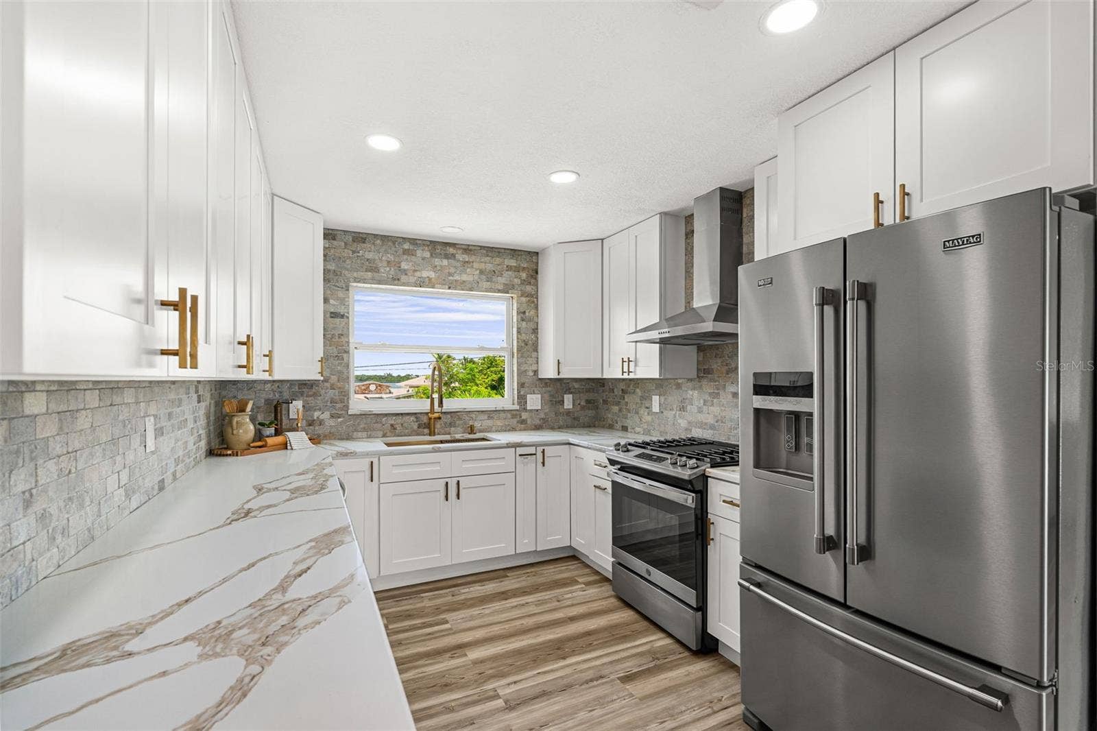 5404 BAY STATE ROAD, Palmetto, FL 34221 5404 BAY STATE ROAD, Palmetto, FL 34221