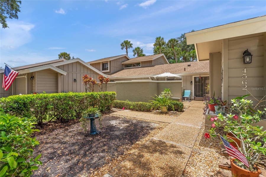 Property photo for 4562 FOREST WOOD TRAIL, #15, Sarasota, FL