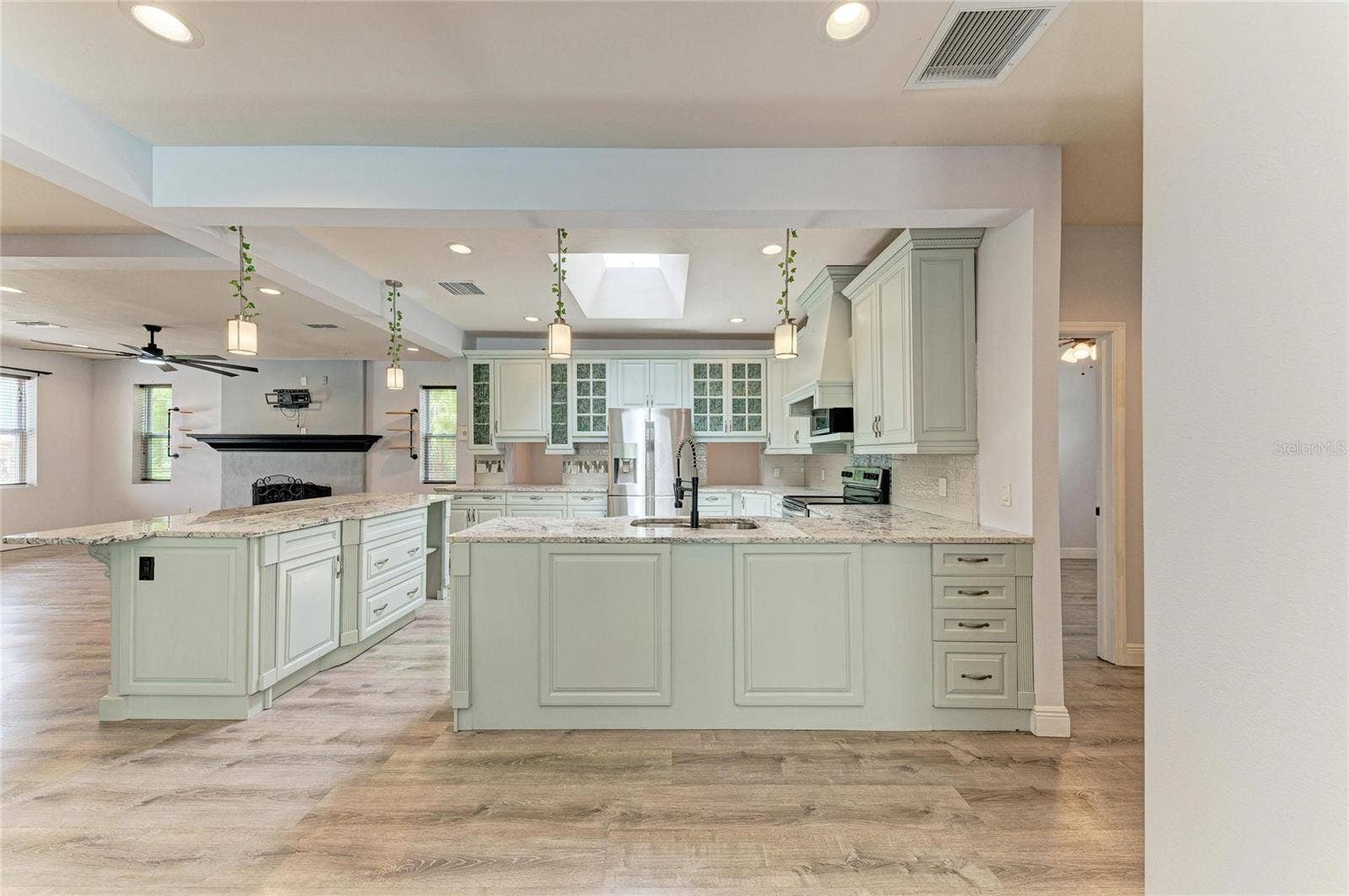 1712 4TH STREET W, Palmetto, FL 34221