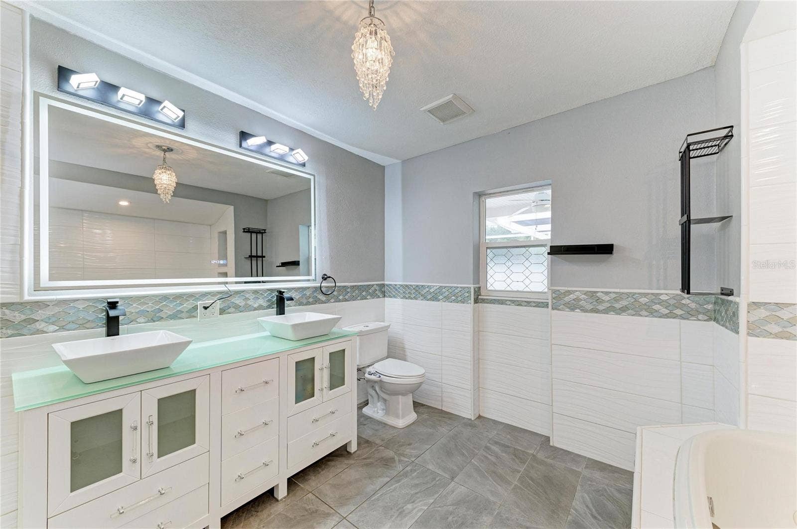 1712 4TH STREET W, Palmetto, FL 34221