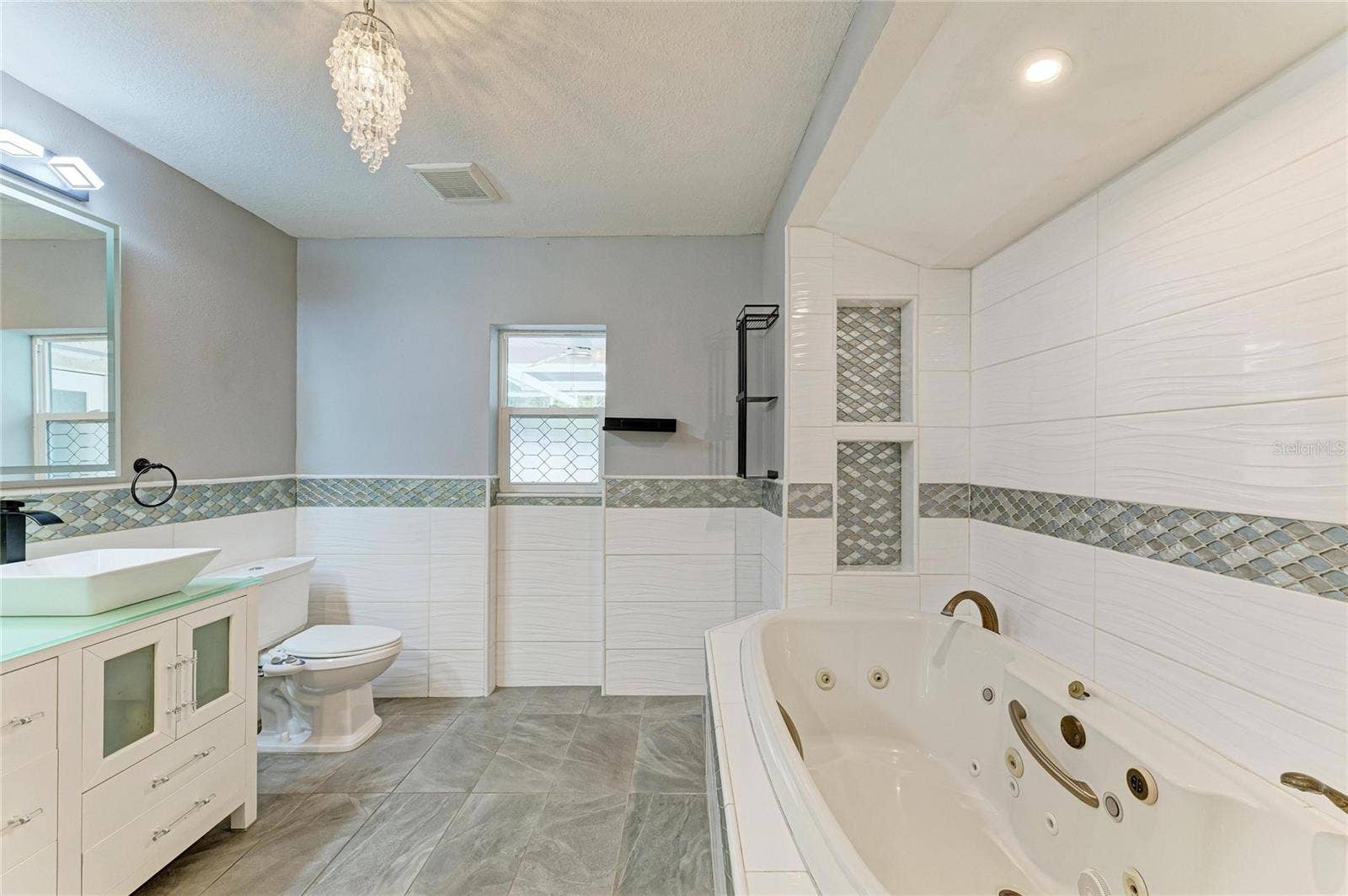 1712 4TH STREET W, Palmetto, FL 34221