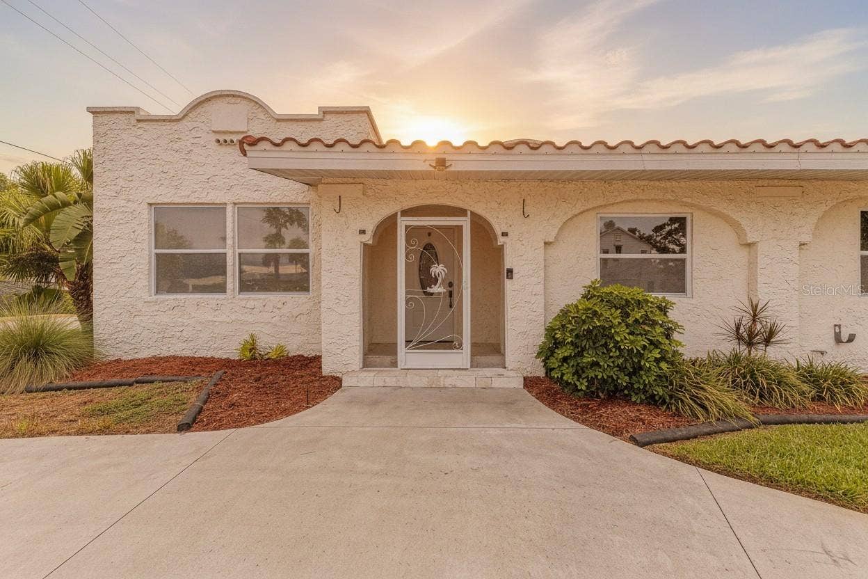 1712 4TH STREET W, Palmetto, FL 34221