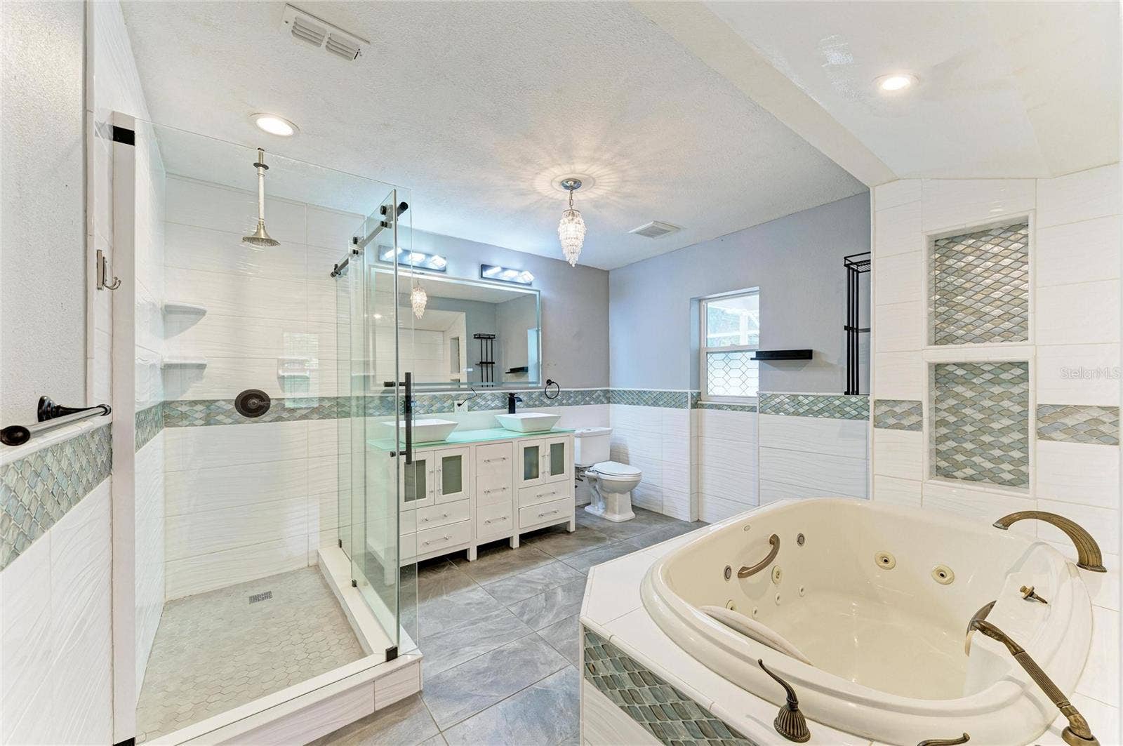 1712 4TH STREET W, Palmetto, FL 34221