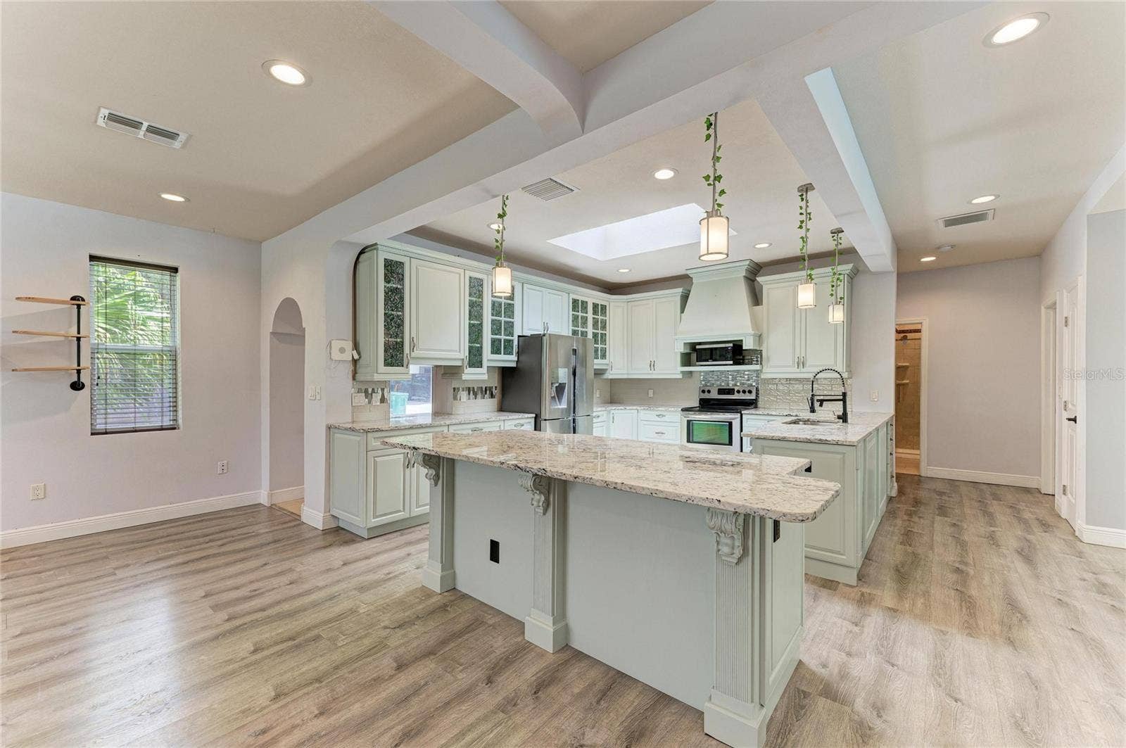 1712 4TH STREET W, Palmetto, FL 34221