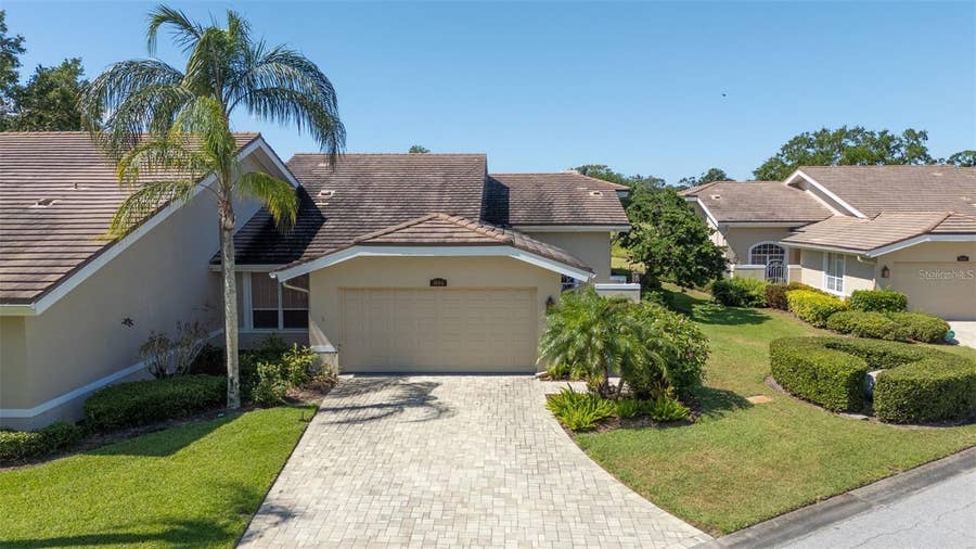 Property photo for 4044 PENSHURST PARK, Sarasota, FL