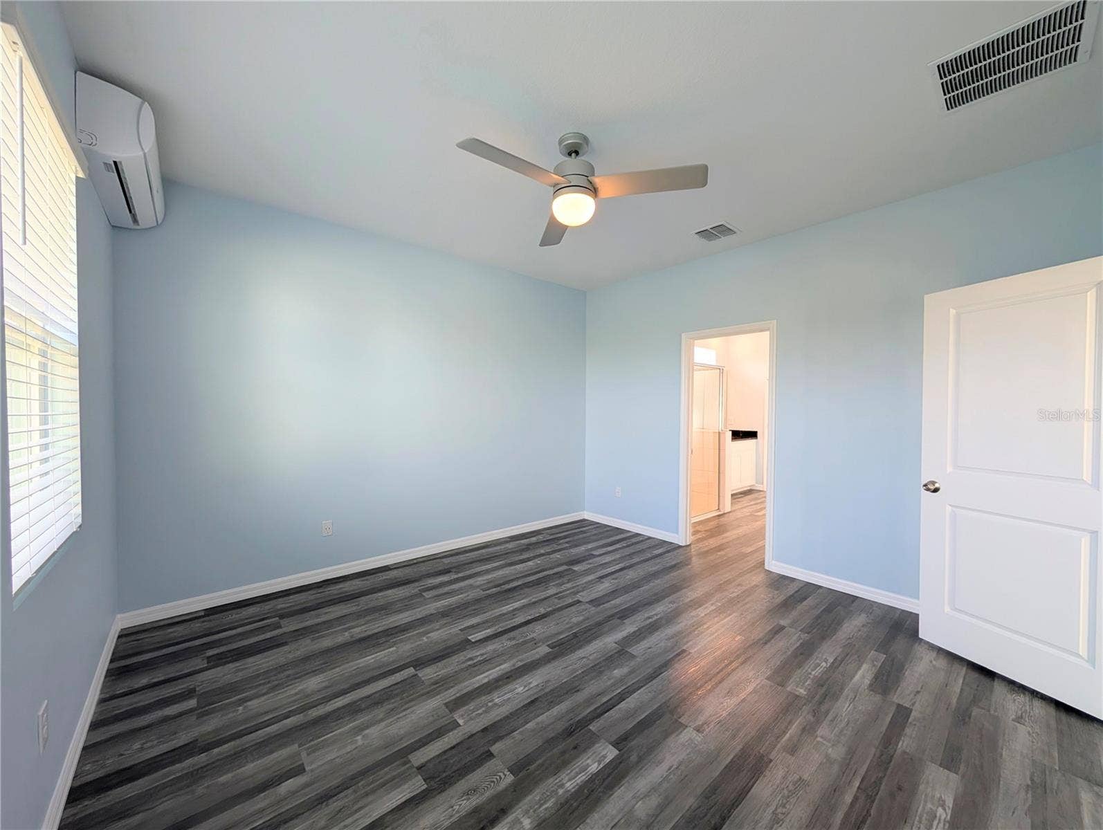 5763 BUNGALOW GROVE COURT, Palmetto, FL 34221 5763 BUNGALOW GROVE COURT, Palmetto, FL 34221