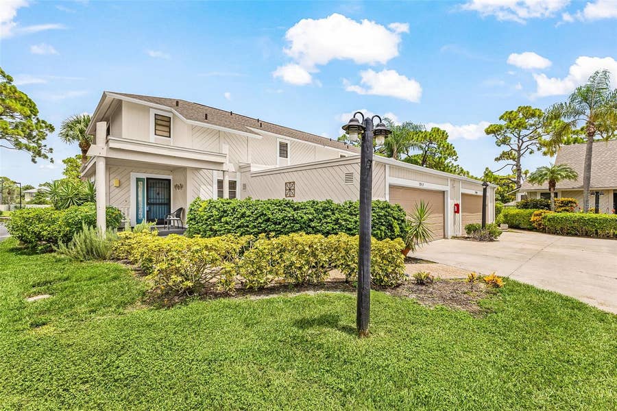Property photo for 7917 PINEGROVE COURT, #1, Sarasota, FL