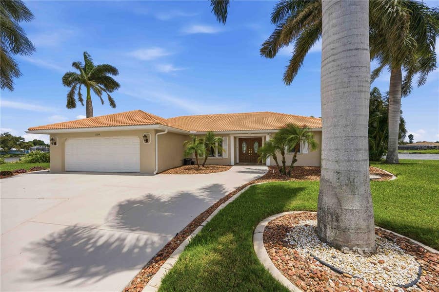 Property photo for 1714 CLAW COURT, Venice, FL