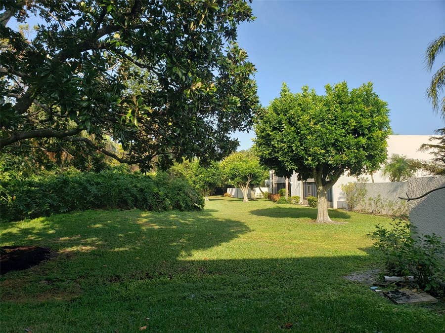 Property photo for 549 LAKESIDE DRIVE, #549, Bradenton, FL
