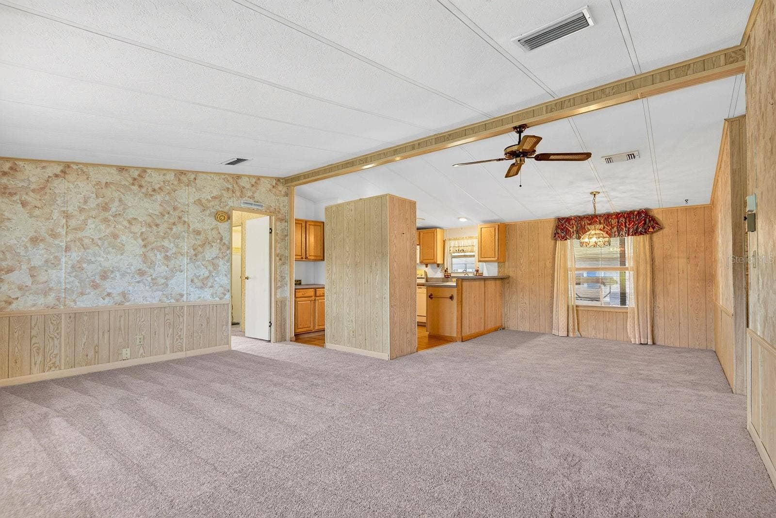 9107 34TH AVENUE E, Palmetto, FL 34221 9107 34TH AVENUE E, Palmetto, FL 34221