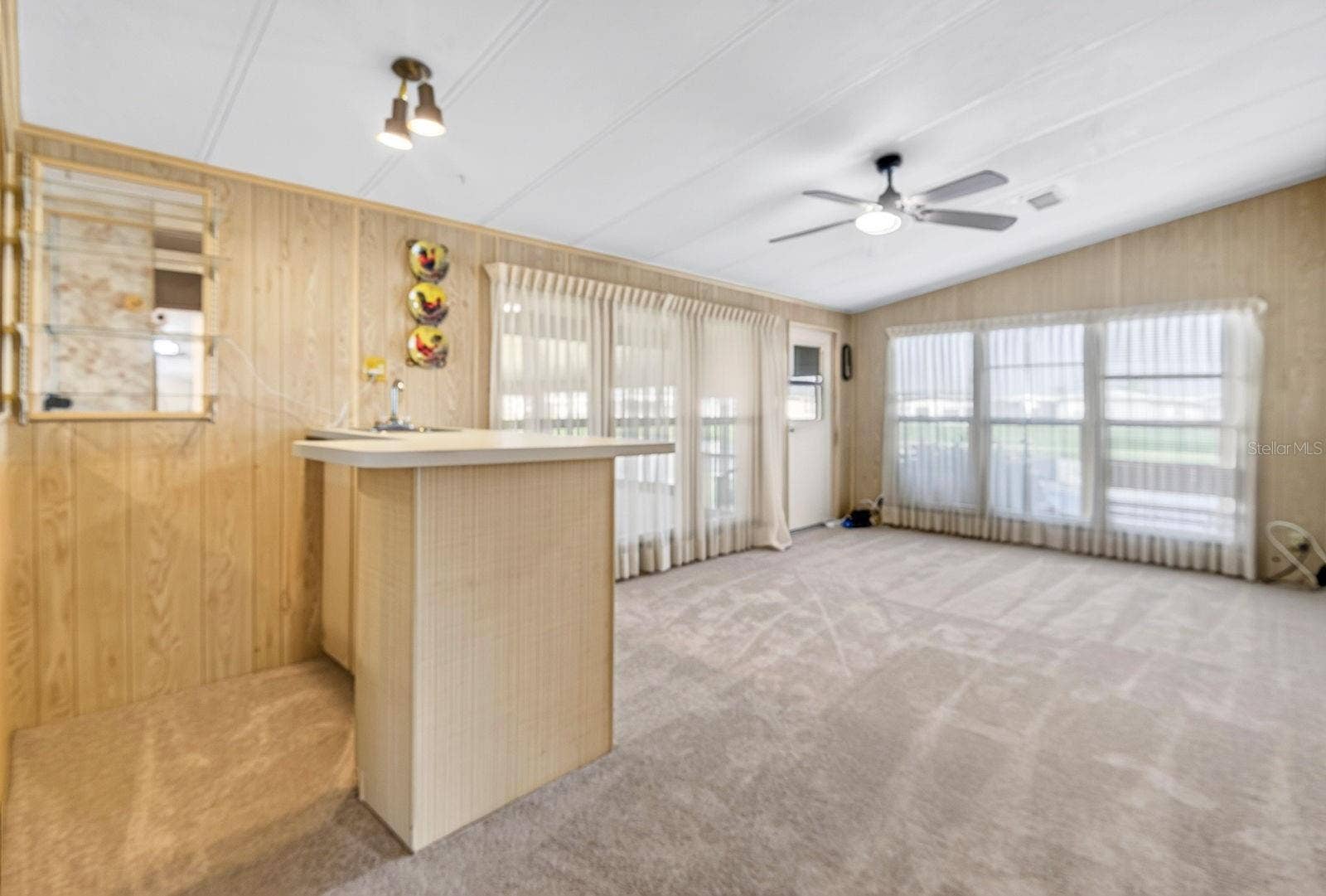 9107 34TH AVENUE E, Palmetto, FL 34221 9107 34TH AVENUE E, Palmetto, FL 34221