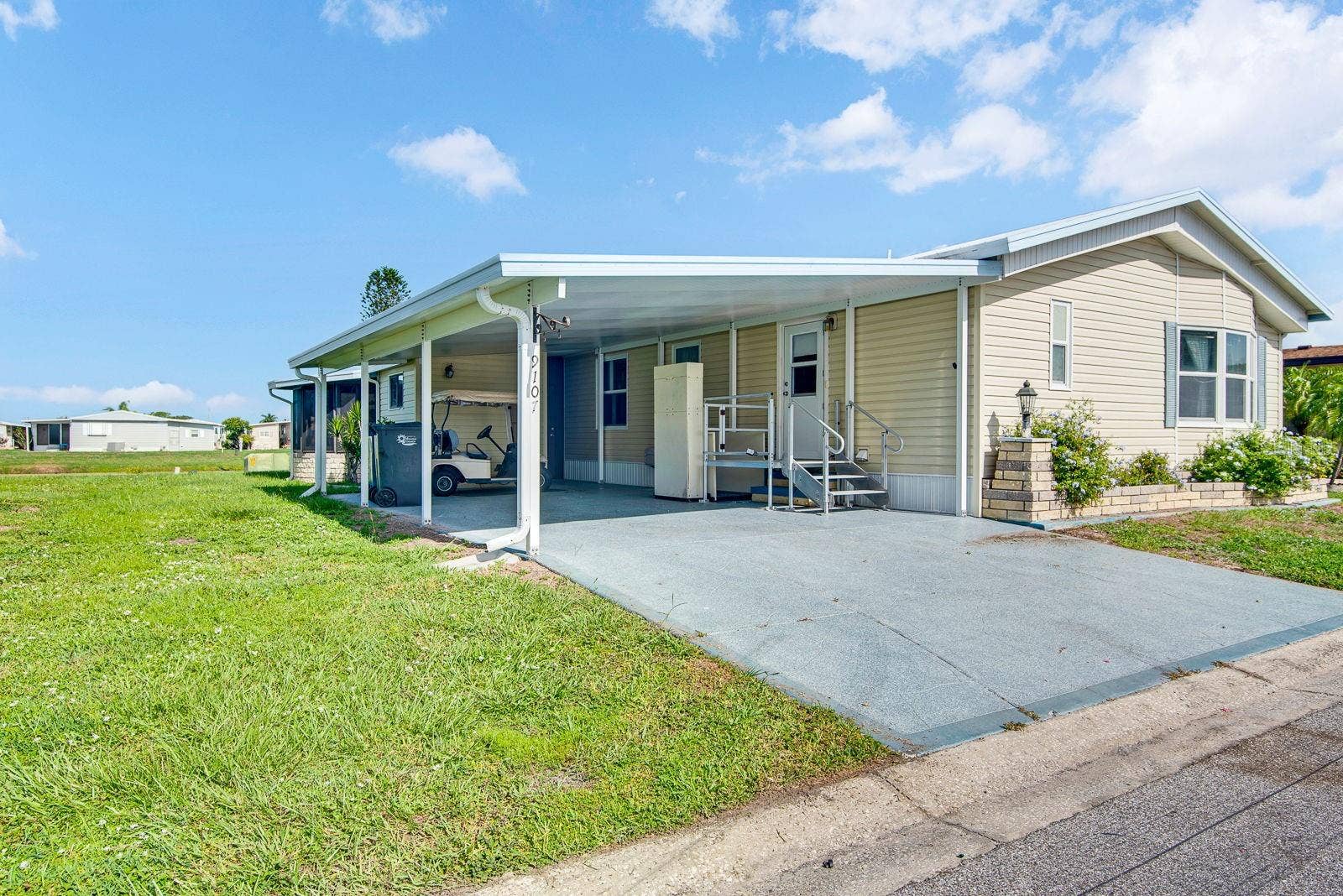 9107 34TH AVENUE E, Palmetto, FL 34221 9107 34TH AVENUE E, Palmetto, FL 34221