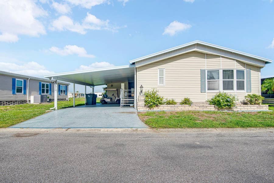 Property photo for 9107 34TH AVENUE E, Palmetto, FL