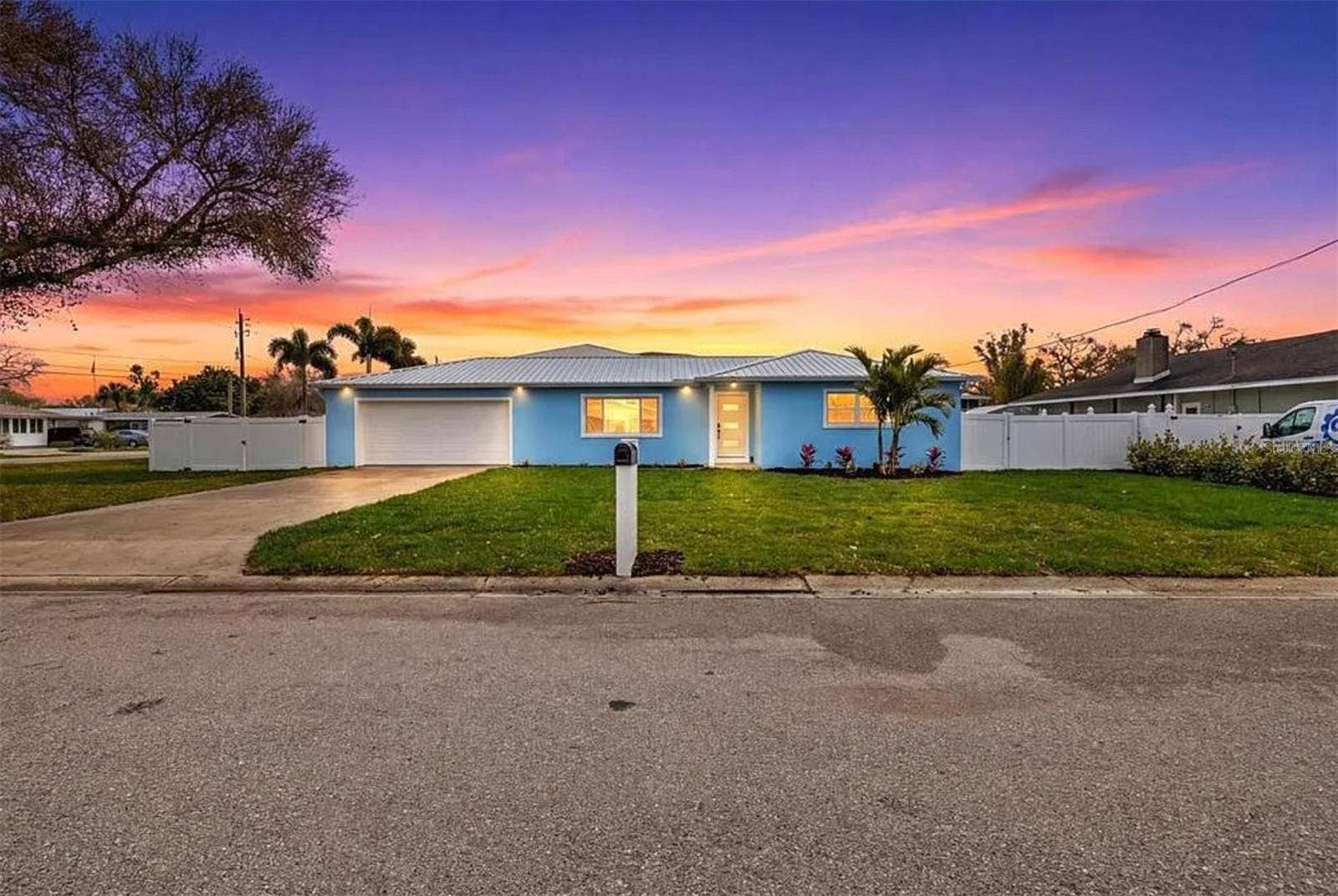 912 21ST AVENUE W, Palmetto, FL 34221 912 21ST AVENUE W, Palmetto, FL 34221