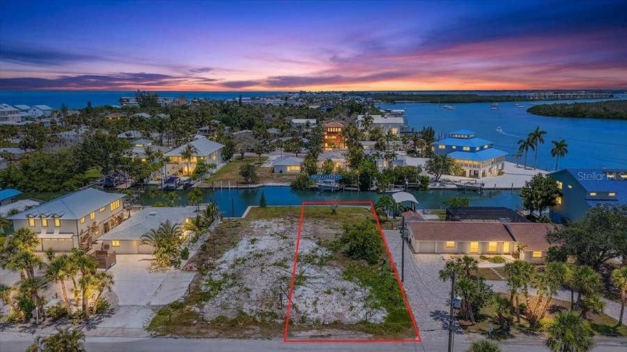 Property photo for 190 MOCKINGBIRD LANE, Englewood, FL