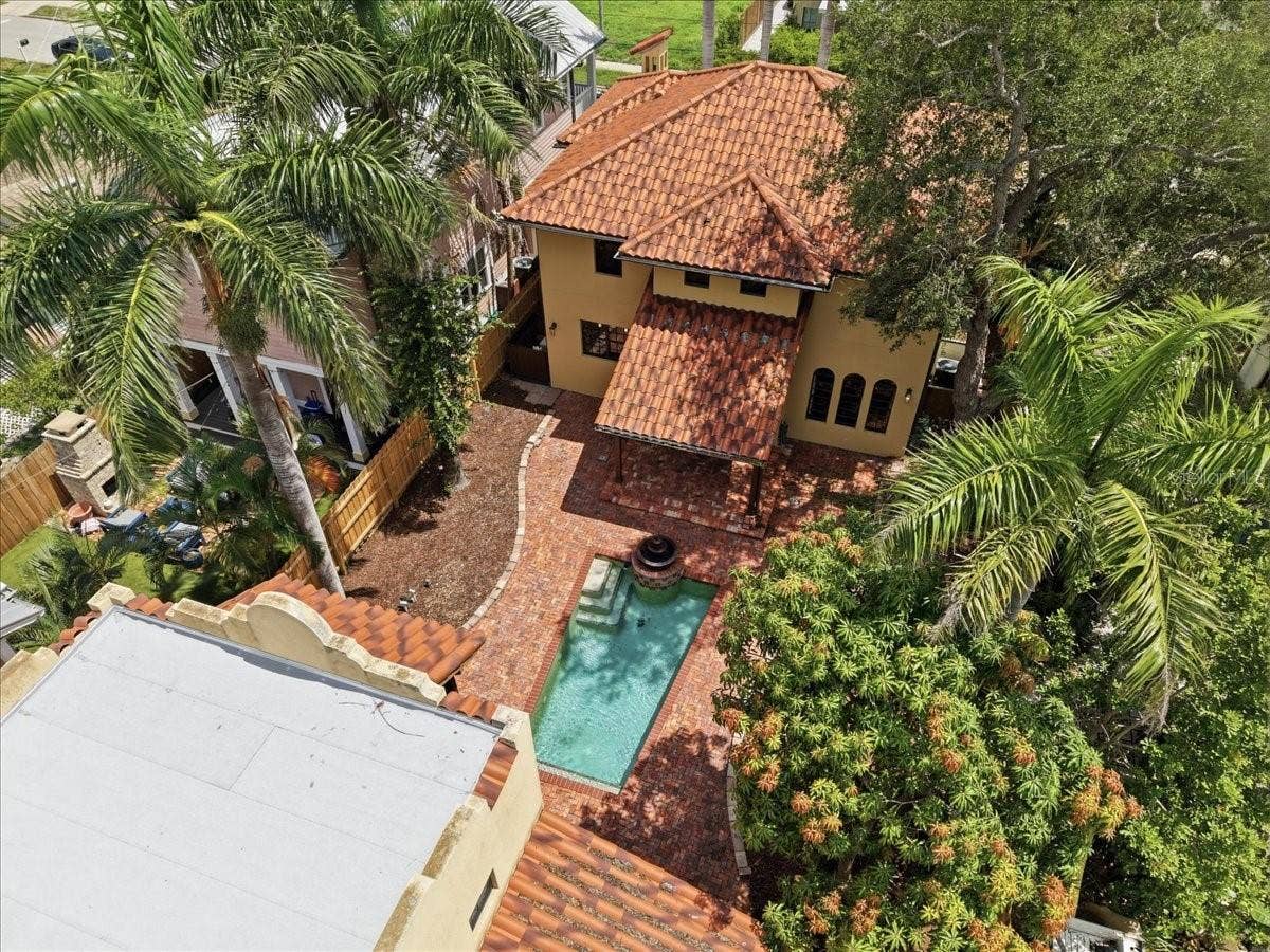 1719 7TH STREET, Sarasota, FL 34236 Colombian Raised Profile Roof Tiles and Brick Pavers