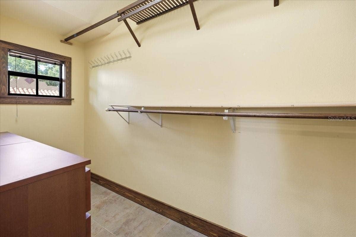 1719 7TH STREET, Sarasota, FL 34236 Primary Walk-In Closet