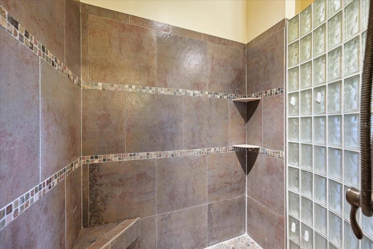 1719 7TH STREET, Sarasota, FL 34236 Walk-In Shower