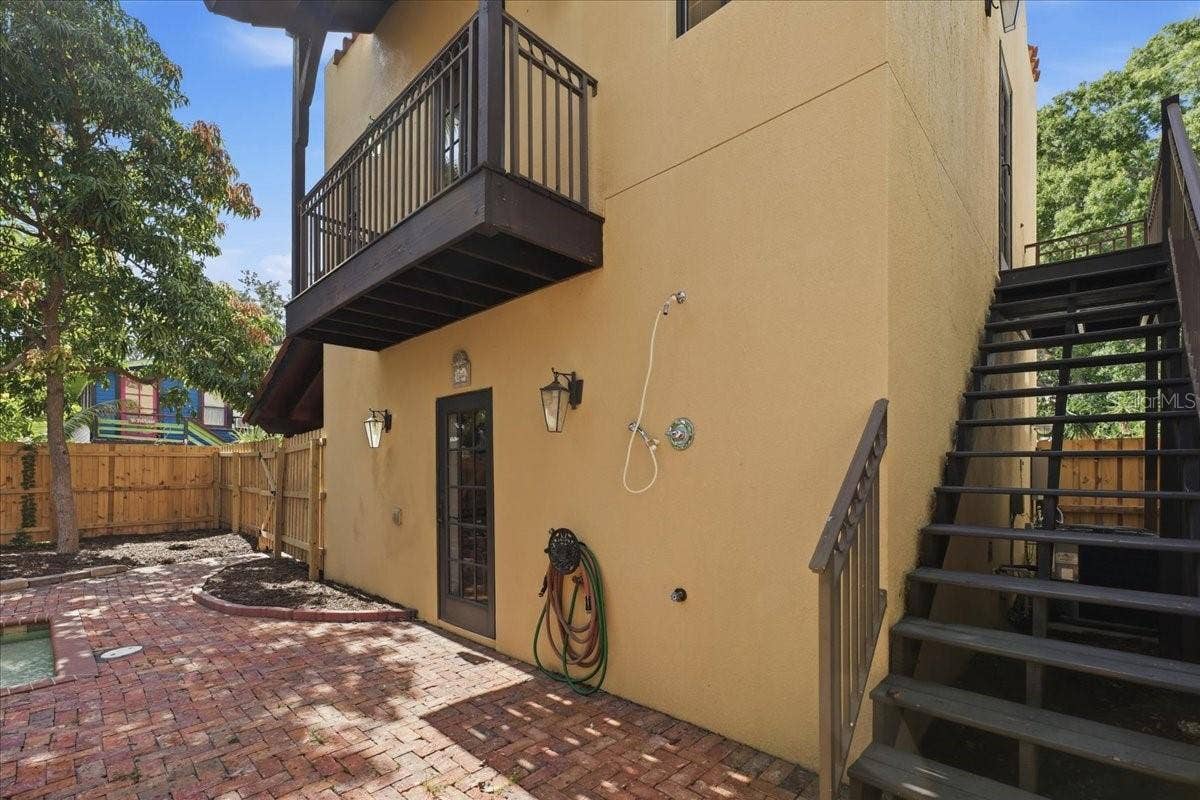 1719 7TH STREET, Sarasota, FL 34236 Private Entrance to Casita