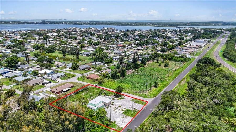 Property photo for 4223 US HIGHWAY 19, Palmetto, FL