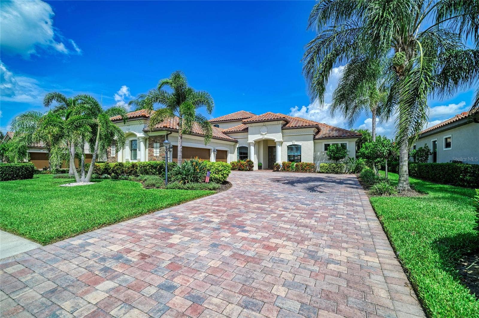 5664 CLOVERLEAF RUN, Lakewood Ranch, FL 34211 5664 CLOVERLEAF RUN, Lakewood Ranch, FL 34211