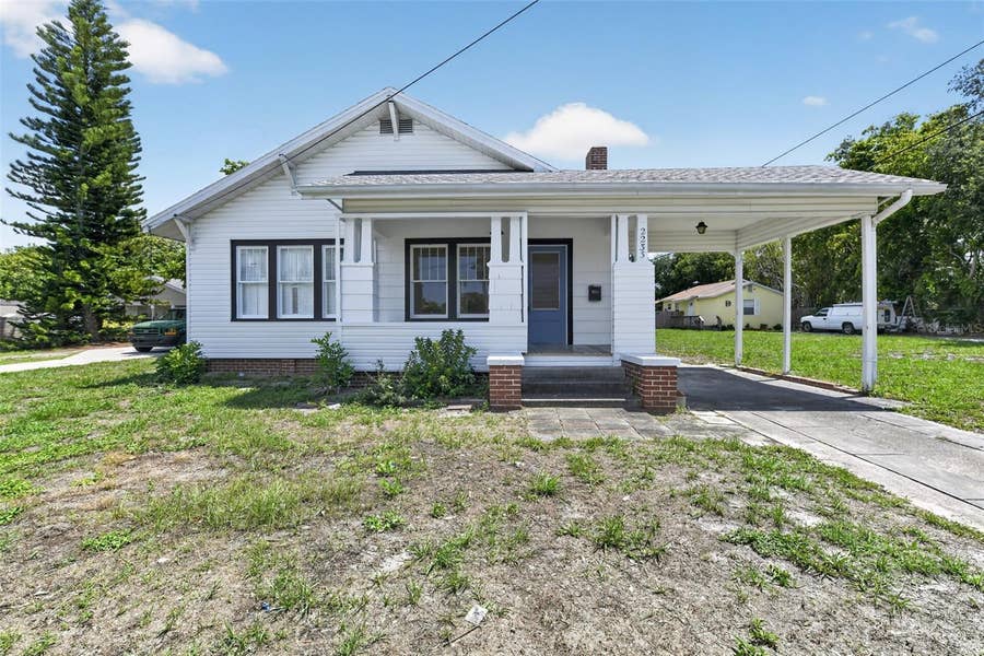 Property photo for 2233 11TH AVENUE W, Bradenton, FL