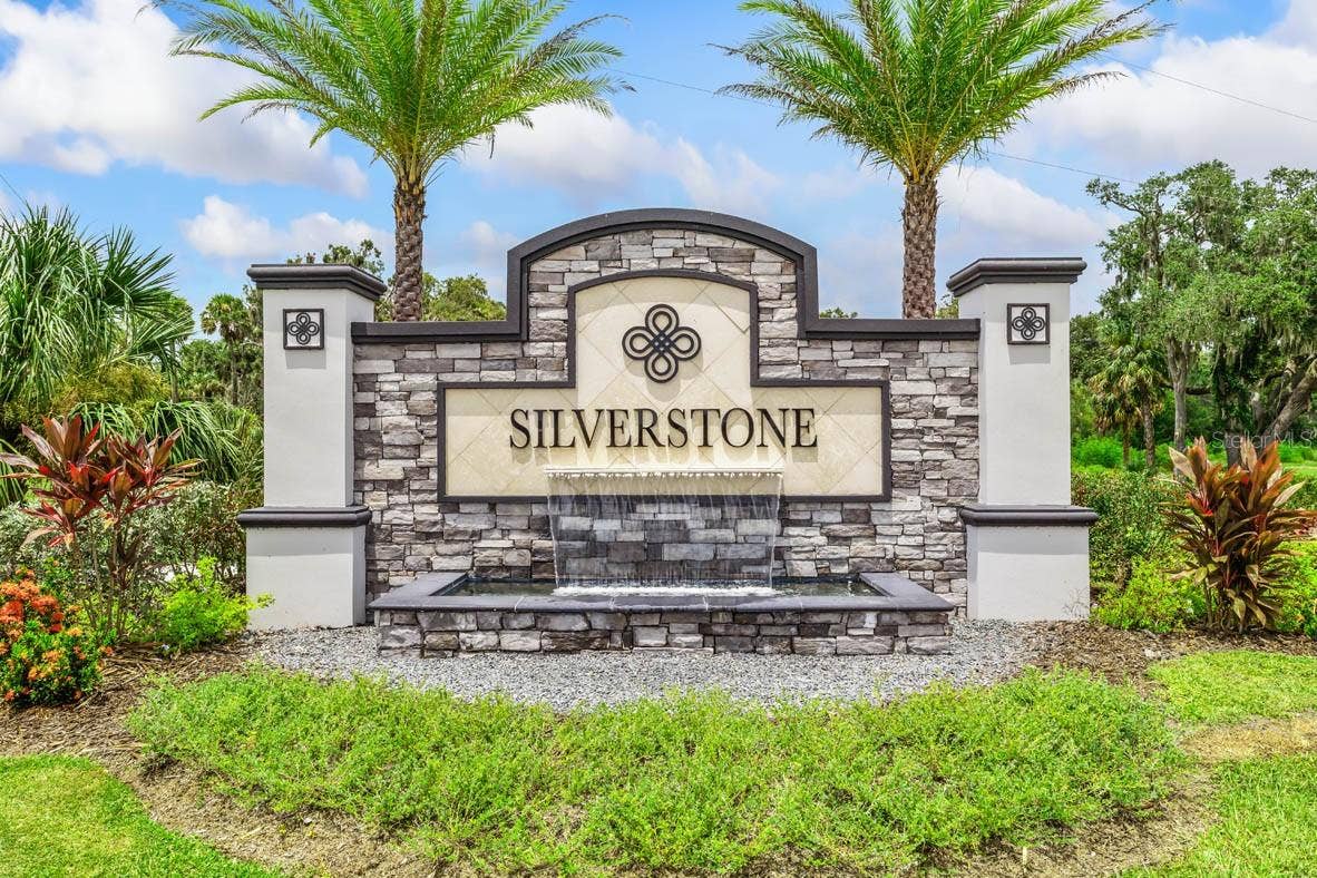 5720 SILVER MOONLIGHT DRIVE, Palmetto, FL 34221 5720 SILVER MOONLIGHT DRIVE, Palmetto, FL 34221