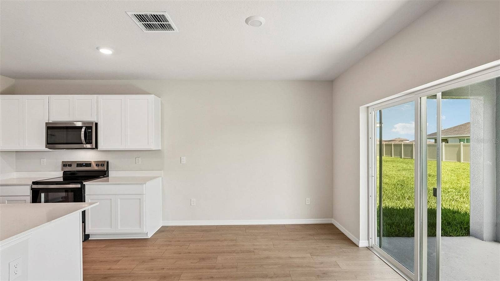 5724 SILVER MOONLIGHT DRIVE, Palmetto, FL 34221 5724 SILVER MOONLIGHT DRIVE, Palmetto, FL 34221