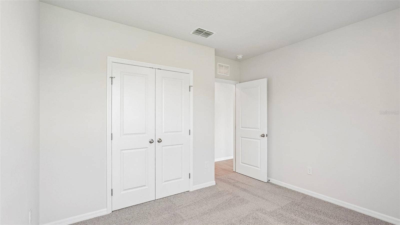 5725 SILVER MOONLIGHT DRIVE, Palmetto, FL 34221 5725 SILVER MOONLIGHT DRIVE, Palmetto, FL 34221
