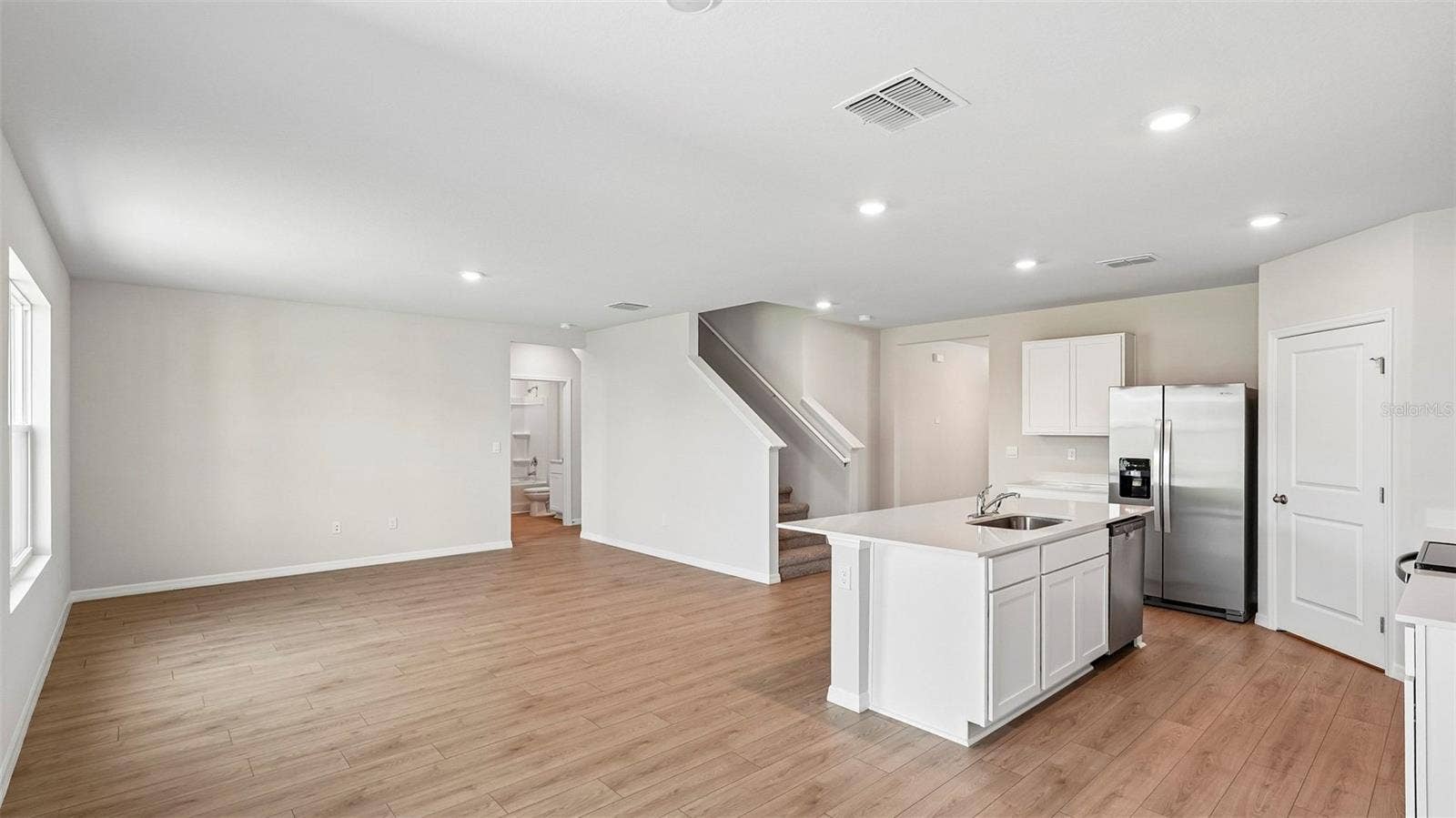 5725 SILVER MOONLIGHT DRIVE, Palmetto, FL 34221 5725 SILVER MOONLIGHT DRIVE, Palmetto, FL 34221