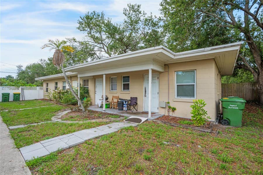 Property photo for 3917 ROYAL PALM AVENUE, Sarasota, FL