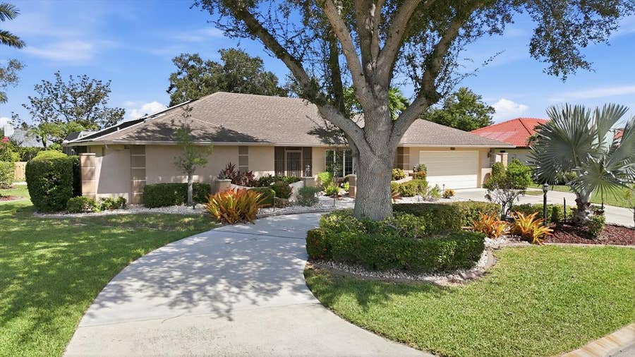 Property photo for 5511 COUNTRY LAKES TRAIL, Sarasota, FL