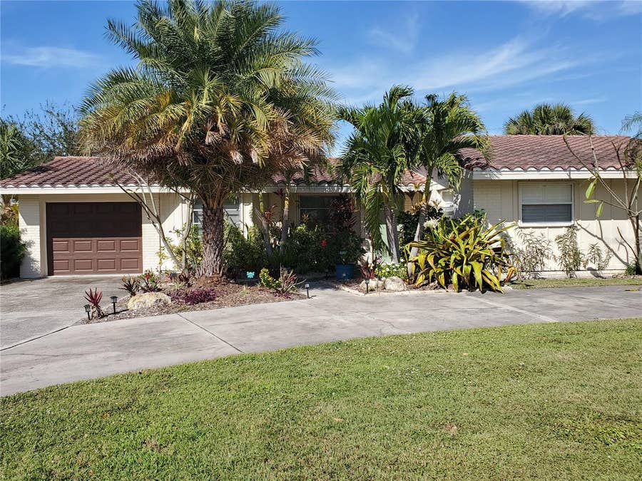 Property photo for 2745 CARDWELL WAY, Sarasota, FL